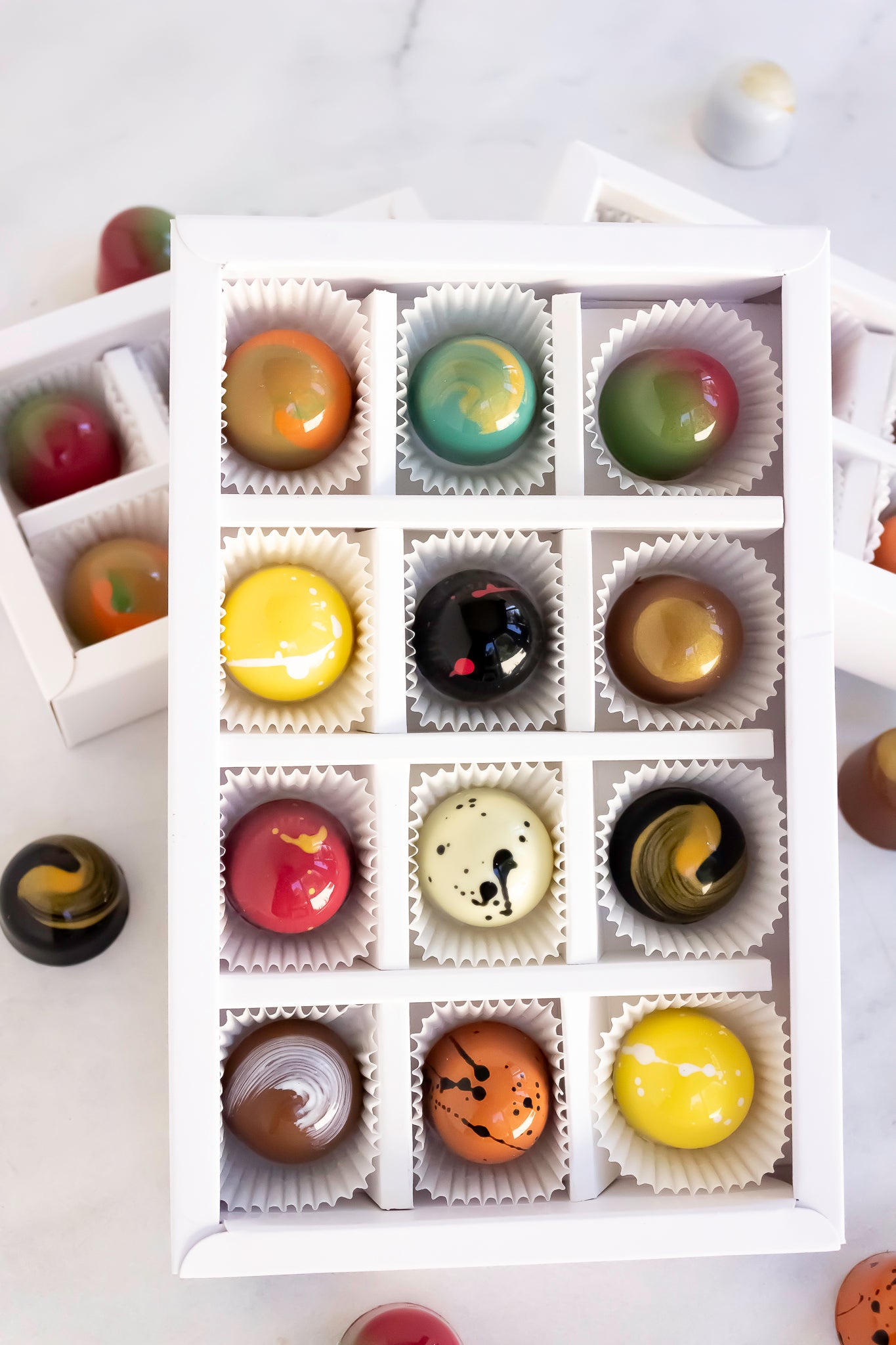 12 Piece Bonbon Box